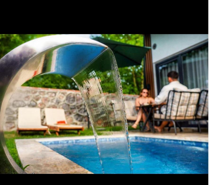 Vital Home Sapanca Isitmali Havuzlu Villa&Bungalov Eksteriør billede