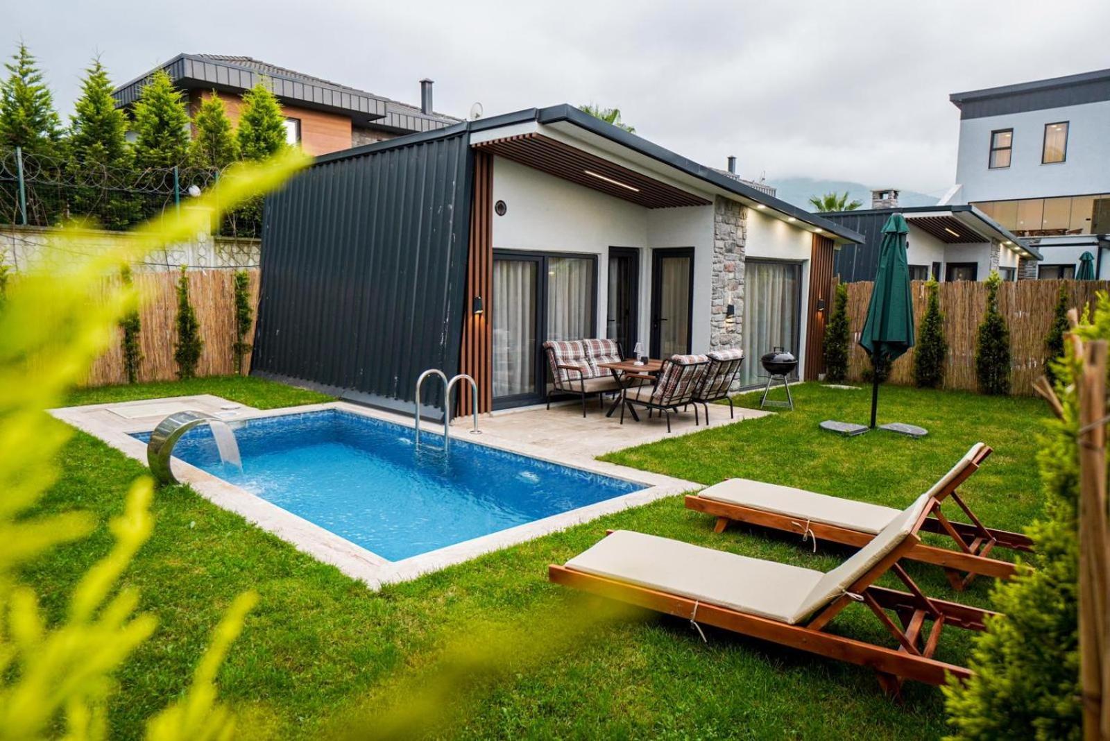Vital Home Sapanca Isitmali Havuzlu Villa&Bungalov Eksteriør billede